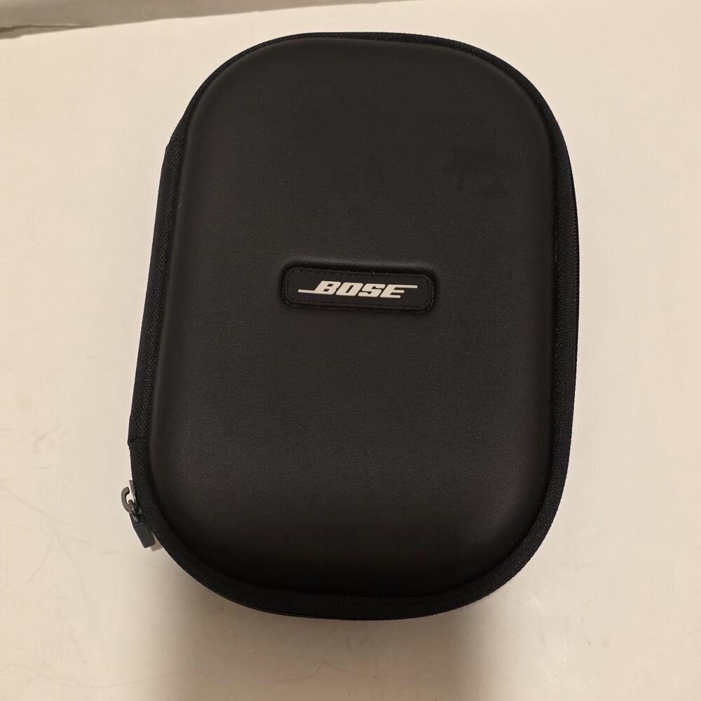 Genuine Bose QuietComfort 25/35/45 Hard Carrying Case + Original Airline Adapter